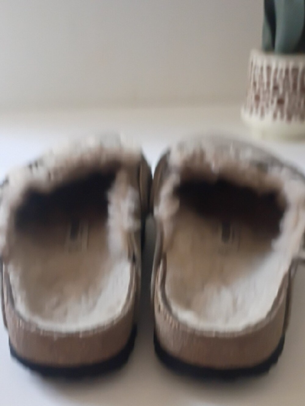 Birkenstock Boston Shearling-Lined Clogs in Taupe Suede 37 US Women's 6–6.5. - Picture 8 of 11
